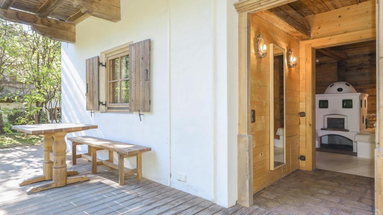 Chalet Stockerdoerfl - Alpencharm Mit Garten Kitzbühel Exterior foto