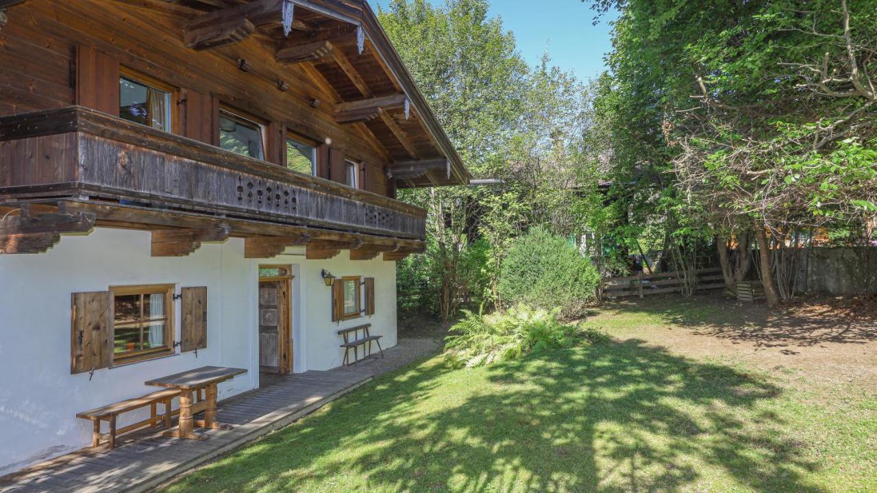Chalet Stockerdoerfl - Alpencharm Mit Garten Kitzbühel Exterior foto